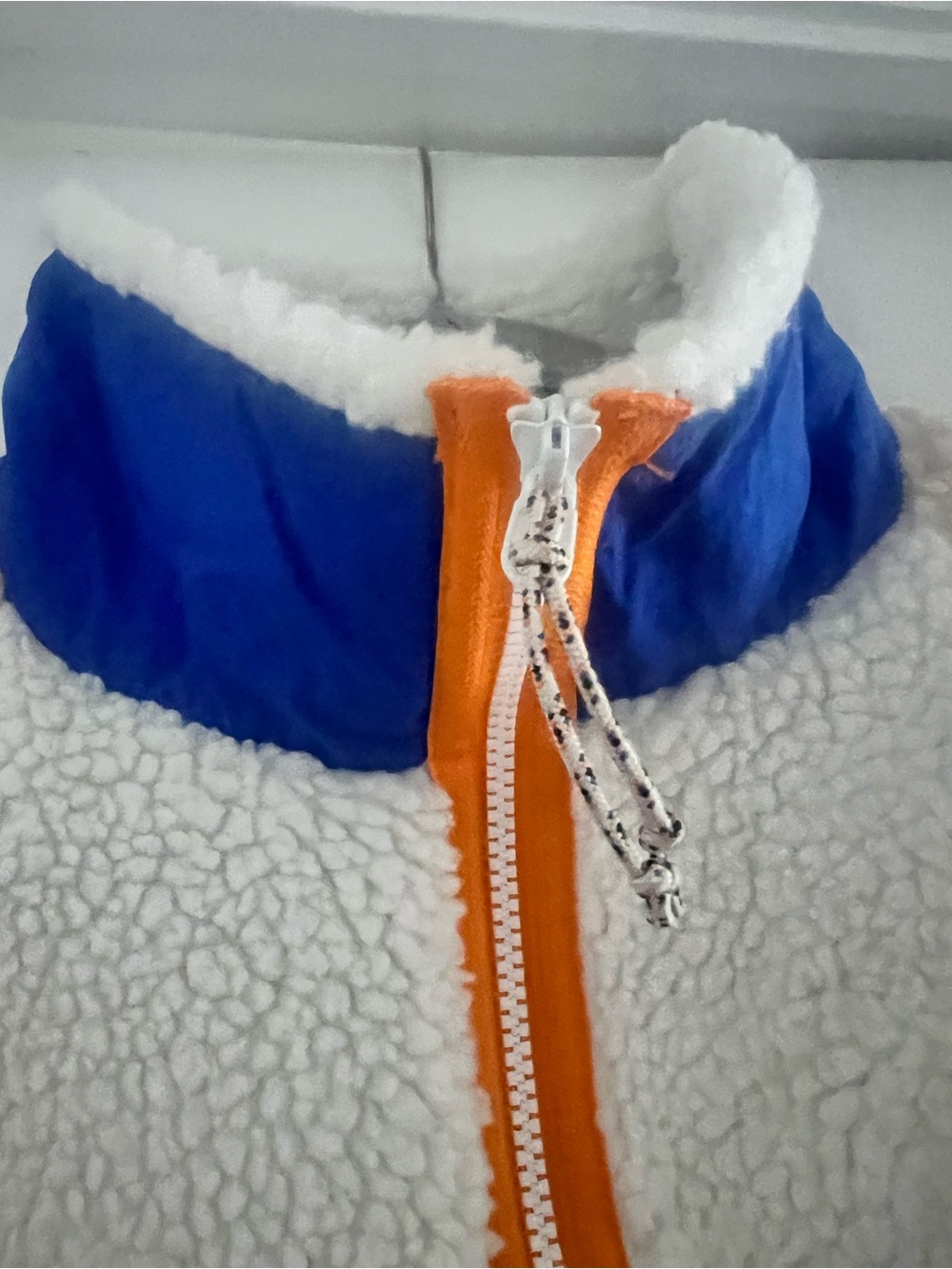 Nike Cream Sherpa Jacket with Blue Panels and Orange Trim - Picture 4 of 10